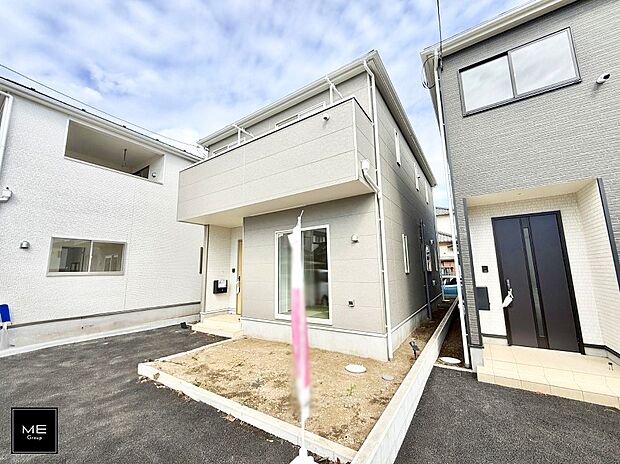 【現地外観写真】■家族みんなが笑顔で過ごせる、安心感のある住まい