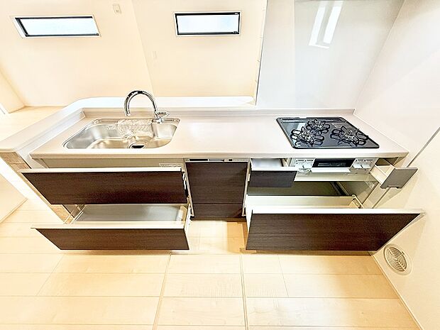 【キッチン】■美味しい時間が生まれる、笑顔あふれるキッチン