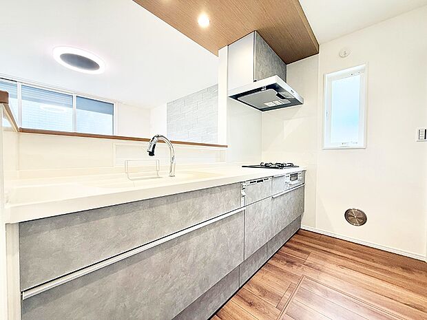 【ダイニングキッチン】■美味しさの魔法がかかる、特別なキッチン