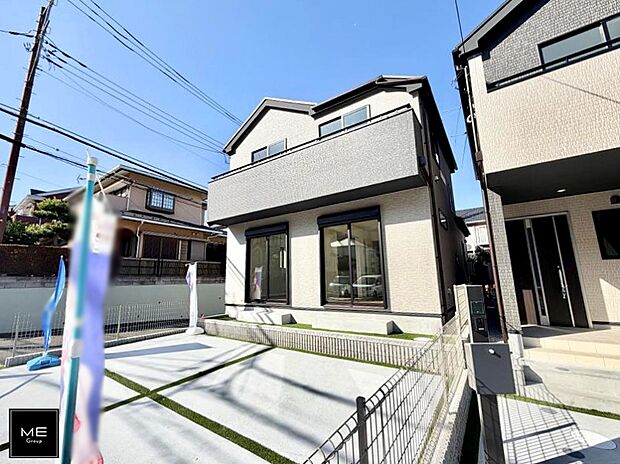 【現地外観写真】■家族みんなが笑顔で過ごせる、安心感のある住まい