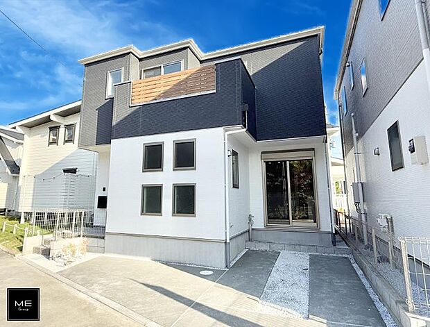 【現地外観写真】■暮らしを豊かにする充実した仕様設備で快適に