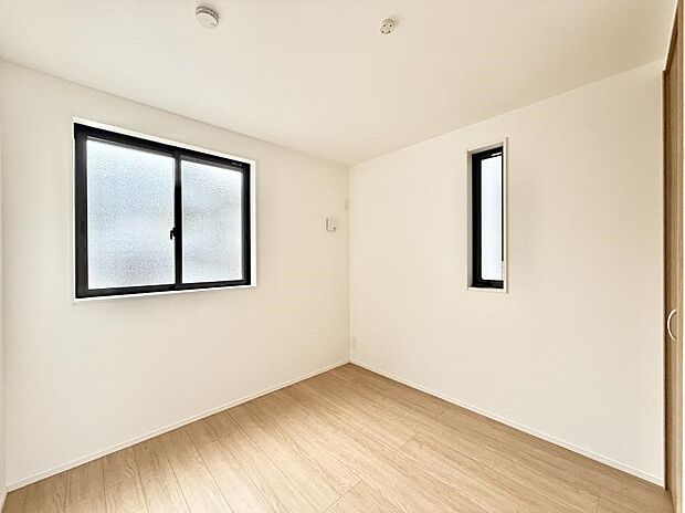 【子供部屋】■読書や趣味リモートワークなどさまざまな用途に対応できる柔軟さがあります