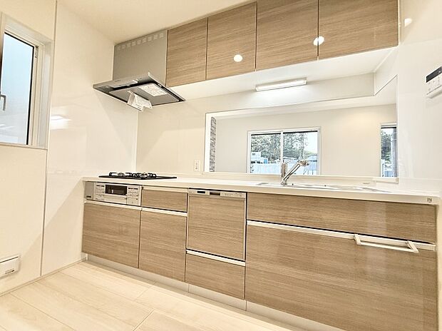 【ダイニングキッチン】■美味しさの魔法がかかる、特別なキッチン