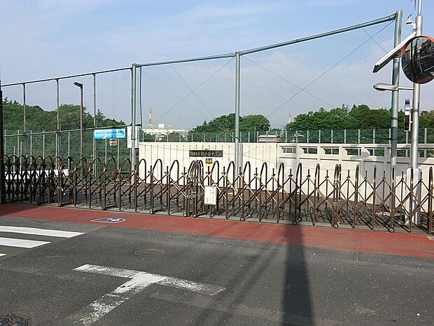 綾瀬市立北の台中学校(約800m・徒歩10分)