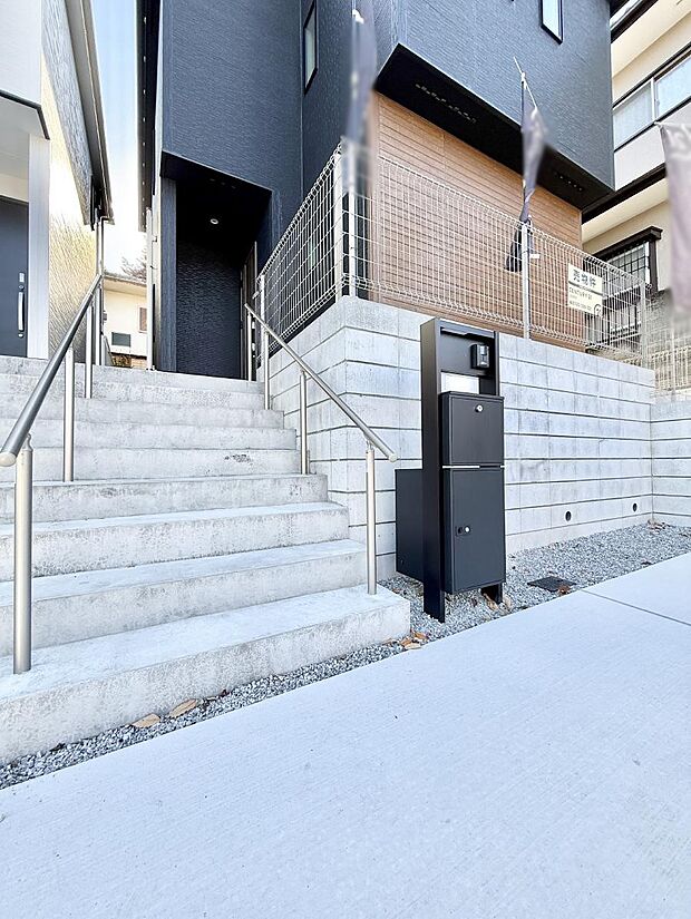 【玄関】■ ここから始まる、笑顔あふれる毎日