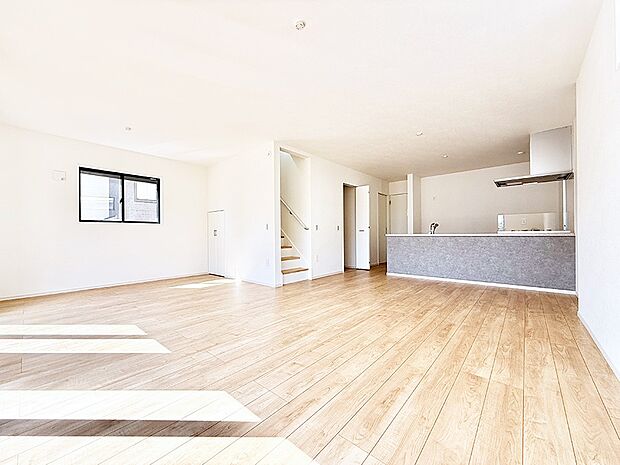 【リビングダイニング】■シンプルだけど贅沢、大切な人と過ごす心がほどける空間