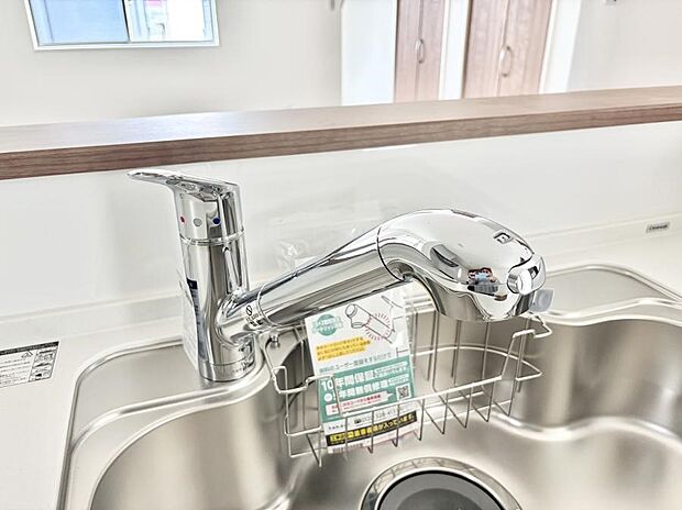 【浄水器】■不純物をしっかり除去して安心して飲めます