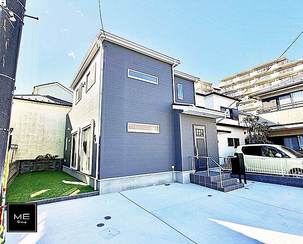 【現地外観写真】■暮らしを彩る充実した設備仕様が備わった住まい