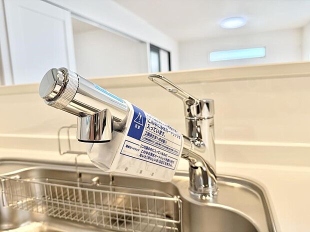 【浄水器】■不純物をしっかり除去して安心して飲めます