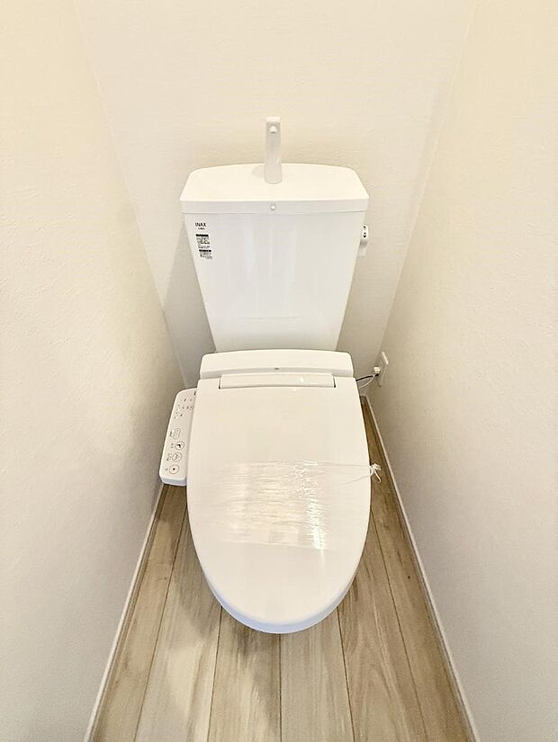 【トイレ】■毎日使う場所だからこそ、清潔感溢れる空間