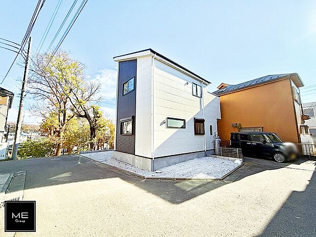 【前面道路含む現地写真】■新しい時代の息吹を感じる、心地よい環境