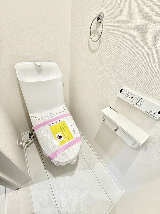 【トイレ】■毎日使う場所だからこそ、清潔感溢れる空間