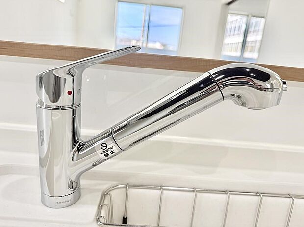 【浄水器】■清潔でおいしい水を手軽に供給してくれます