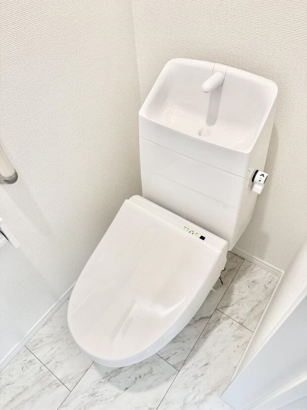 【トイレ】■使いやすさと清潔感にこだわった空間