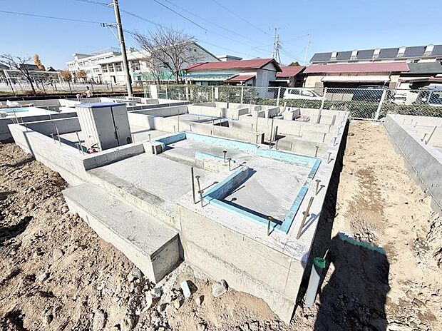 【現地外観写真】■新しい暮らしが始まる場所で、家族の絆を深める