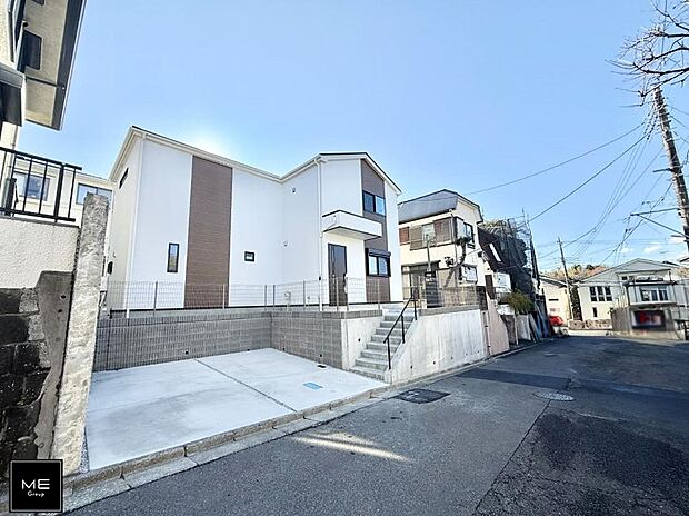 【前面道路含む現地写真】■新しい住まい、街の新しい風景