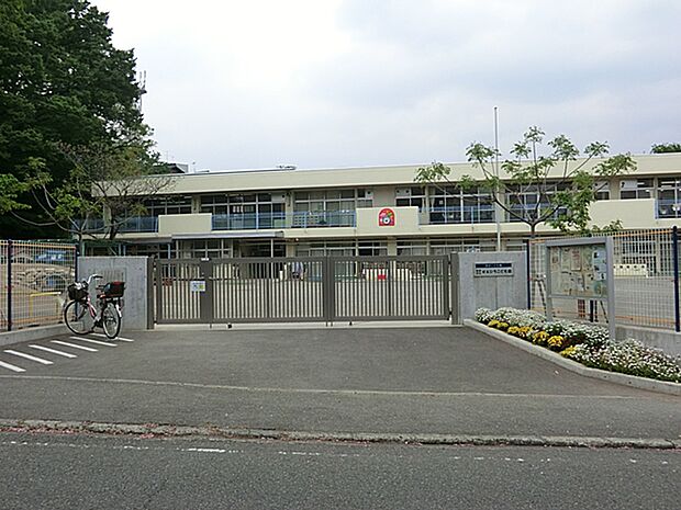 秦野市立すえひろこども園（約1,800m・徒歩23分）