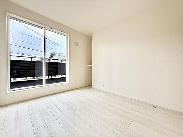 【洋室】■優雅で穏やかな時間が流れる空間