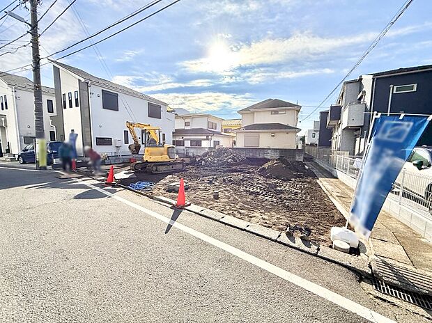 【現地外観写真】■家族みんなが笑顔で過ごせる、安心感のある住まい