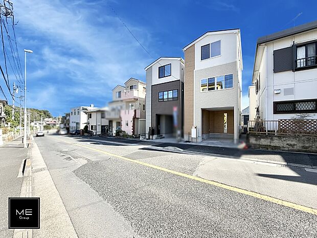 【前面道路含む現地写真】■新しい住まい、街の新しい風景