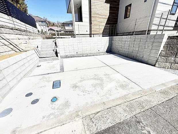 【駐車場】■自宅にカースペースがあると助かります