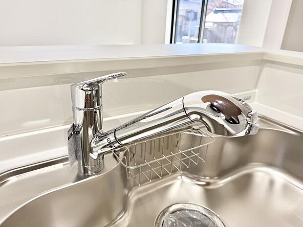 【浄水器】■不純物をしっかり除去して安心して飲めます