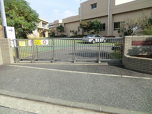 横浜市立下郷小学校（約543m・徒歩7分）