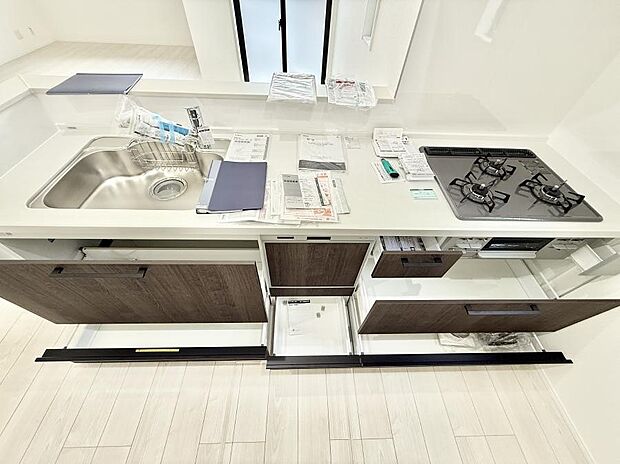 【キッチン】■シンプルで機能的、毎日使いやすいキッチン