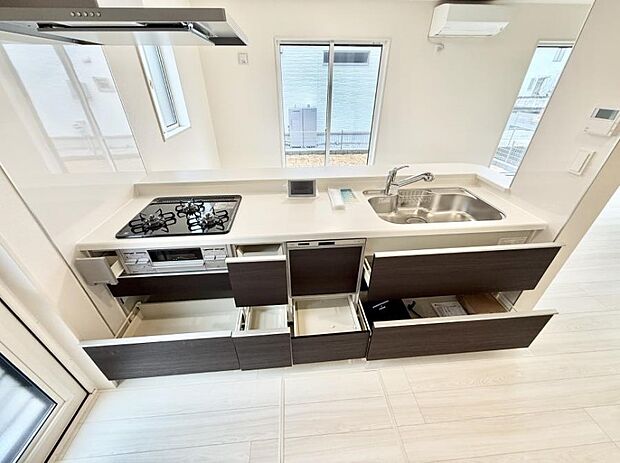 【ダイニングキッチン】■家族とつながる、コミュニケーションの場