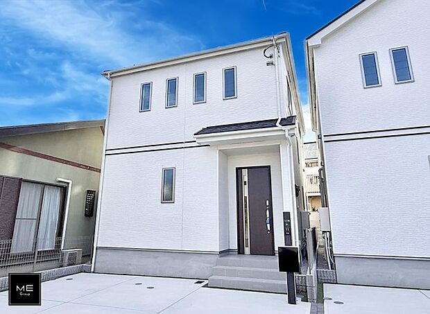 【現地外観写真】■暮らしを豊かにする充実した仕様設備で快適に