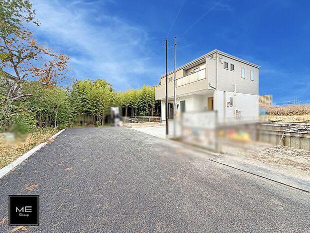 【前面道路含む現地写真】■家族とのお出かけが楽しくなる環境です