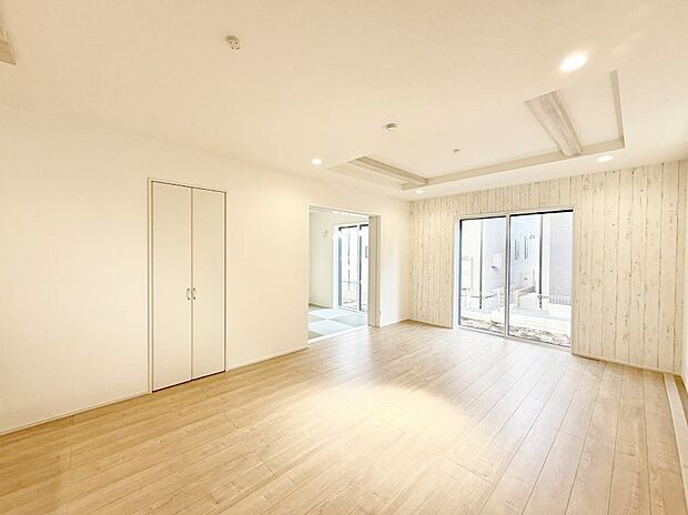 【ダイニング】■家族の笑顔があふれる、くつろぎの空間