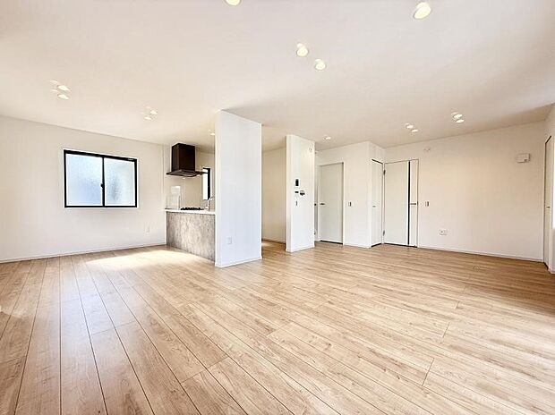 【リビングダイニング】■お気に入りの場所で、のんびりとした時間を