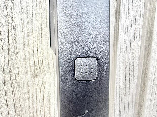【スマートキー】■鍵を取り出さずに便利に操作できて快適