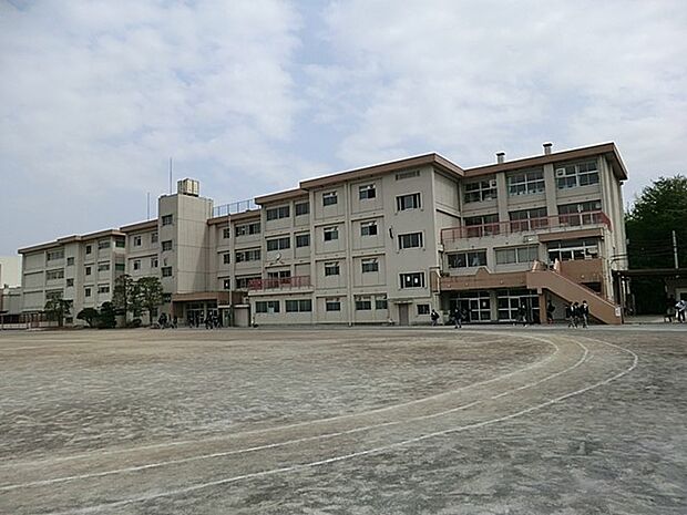 町田市立堺中学校（約1,100m・徒歩14分）