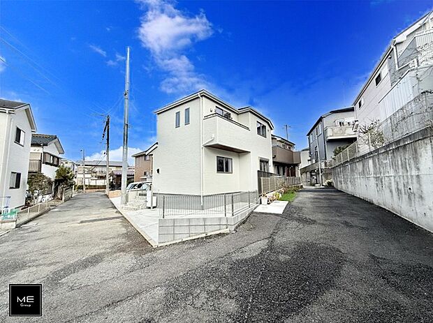 【前面道路含む現地写真】■新しい住まい、街の新しい風景