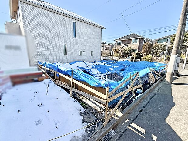 【現地外観写真】■新しい暮らしが始まる場所で、家族の絆を深める