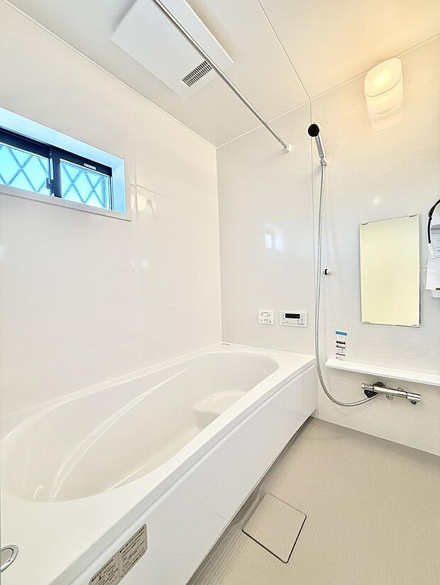 【浴室】■リラックスできる、穏やかな雰囲気です