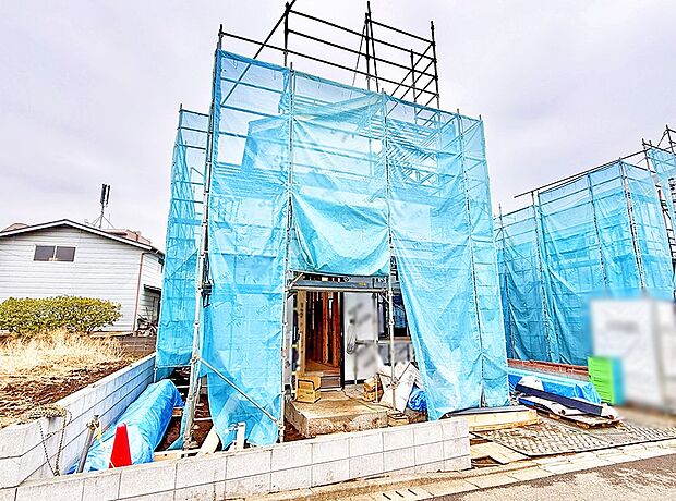 【現地外観写真】■家族みんなが笑顔で過ごせる、安心感のある住まい