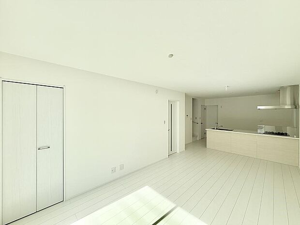 【ダイニング】■何気ない毎日を特別にする、癒しの空間