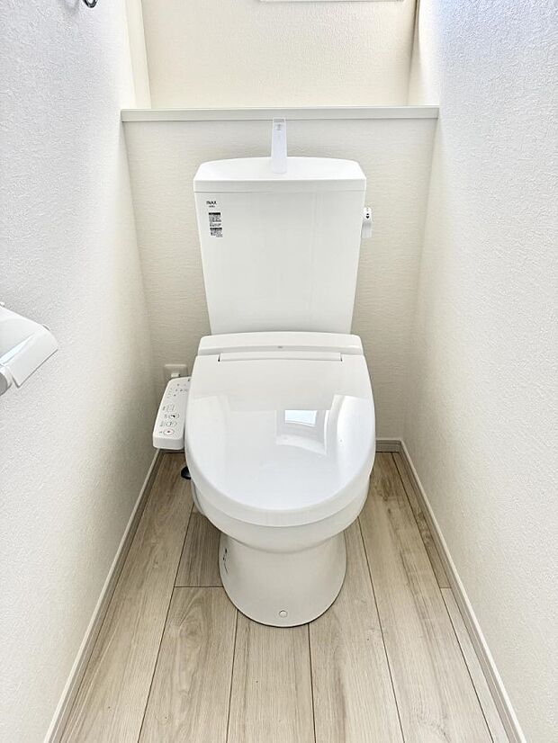 【トイレ】■毎日使う場所だからこそ、清潔感溢れる空間