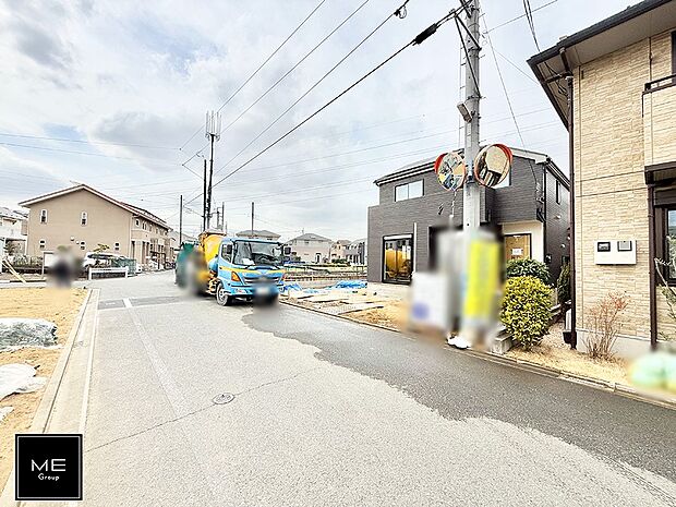 【前面道路含む現地写真】■家族とのお出かけが楽しくなる環境です