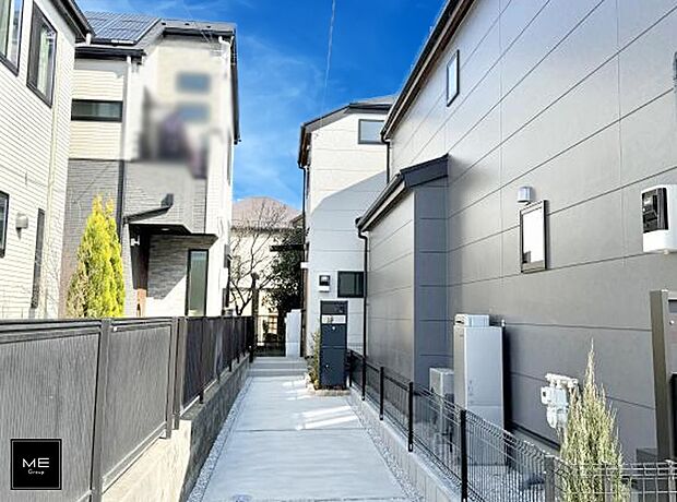 【現地外観写真】■新しい暮らしが始まる場所で、家族の絆を深める