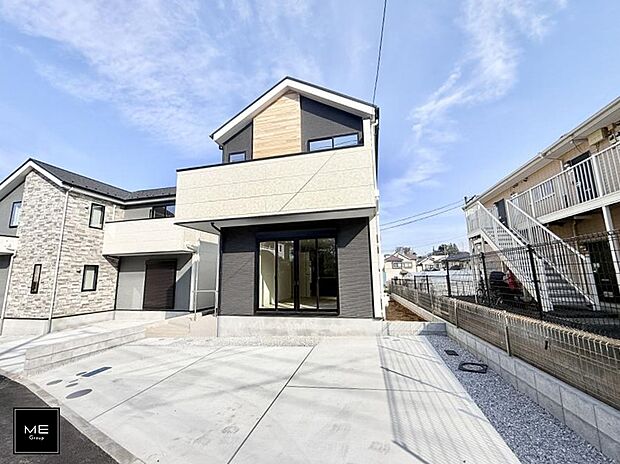 【現地外観写真】■暮らしを豊かにする充実した仕様設備で快適に