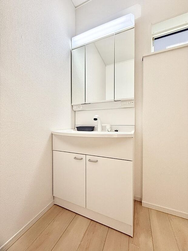 【洗面台・洗面所】■清潔感があり、気持ちよく使えます