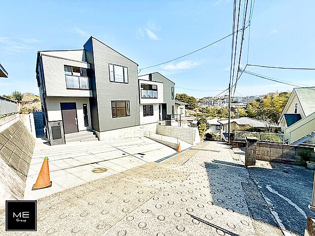 【前面道路含む現地写真】■新しい住まい、街の新しい風景