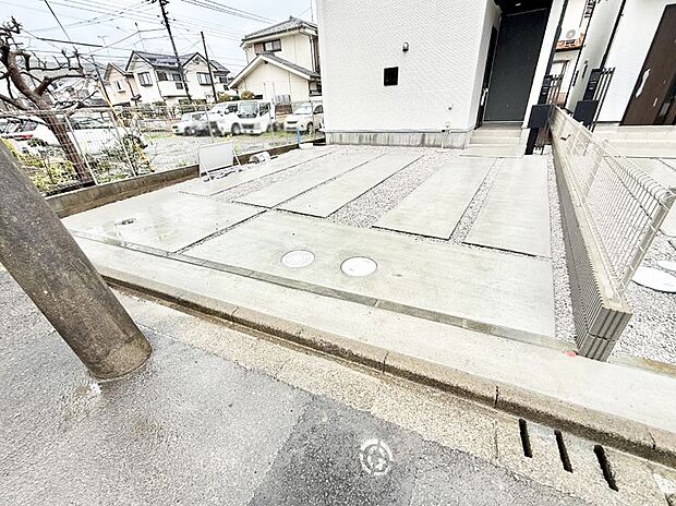 【駐車場】■快適な駐車スペースで安心