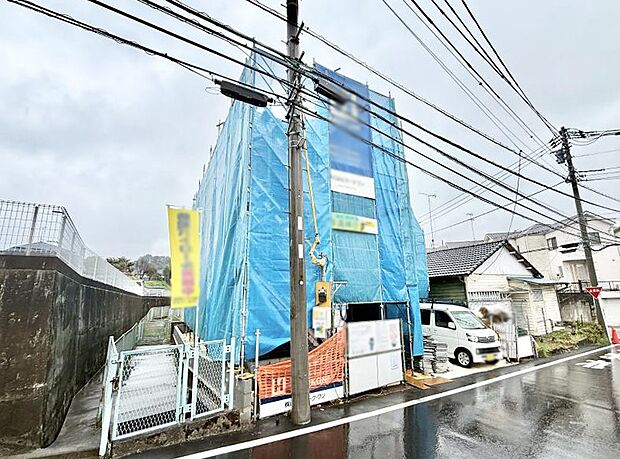【現地外観写真】■家族みんなが笑顔で過ごせる、安心感のある住まい