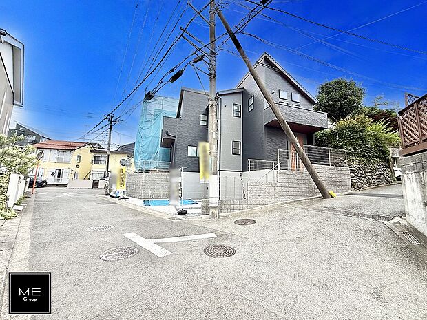 【前面道路含む現地写真】■新しい住まい、街の新しい風景