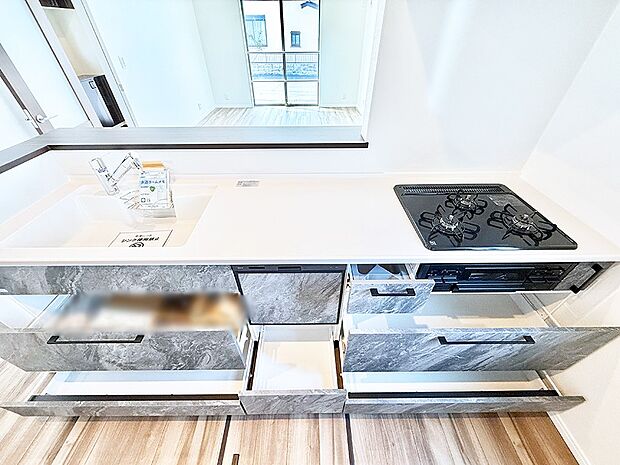 【キッチン】■アイデア広がる、クリエイティブな料理空間